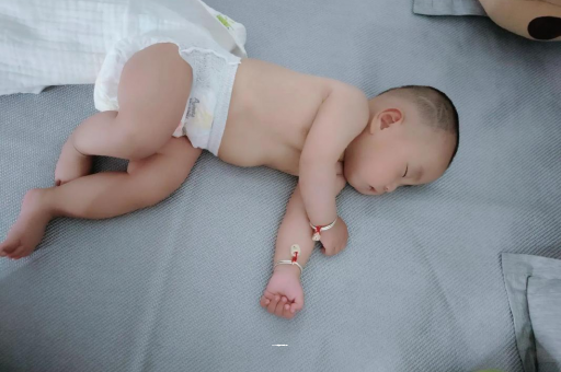 高密孕妇显怀早的原因